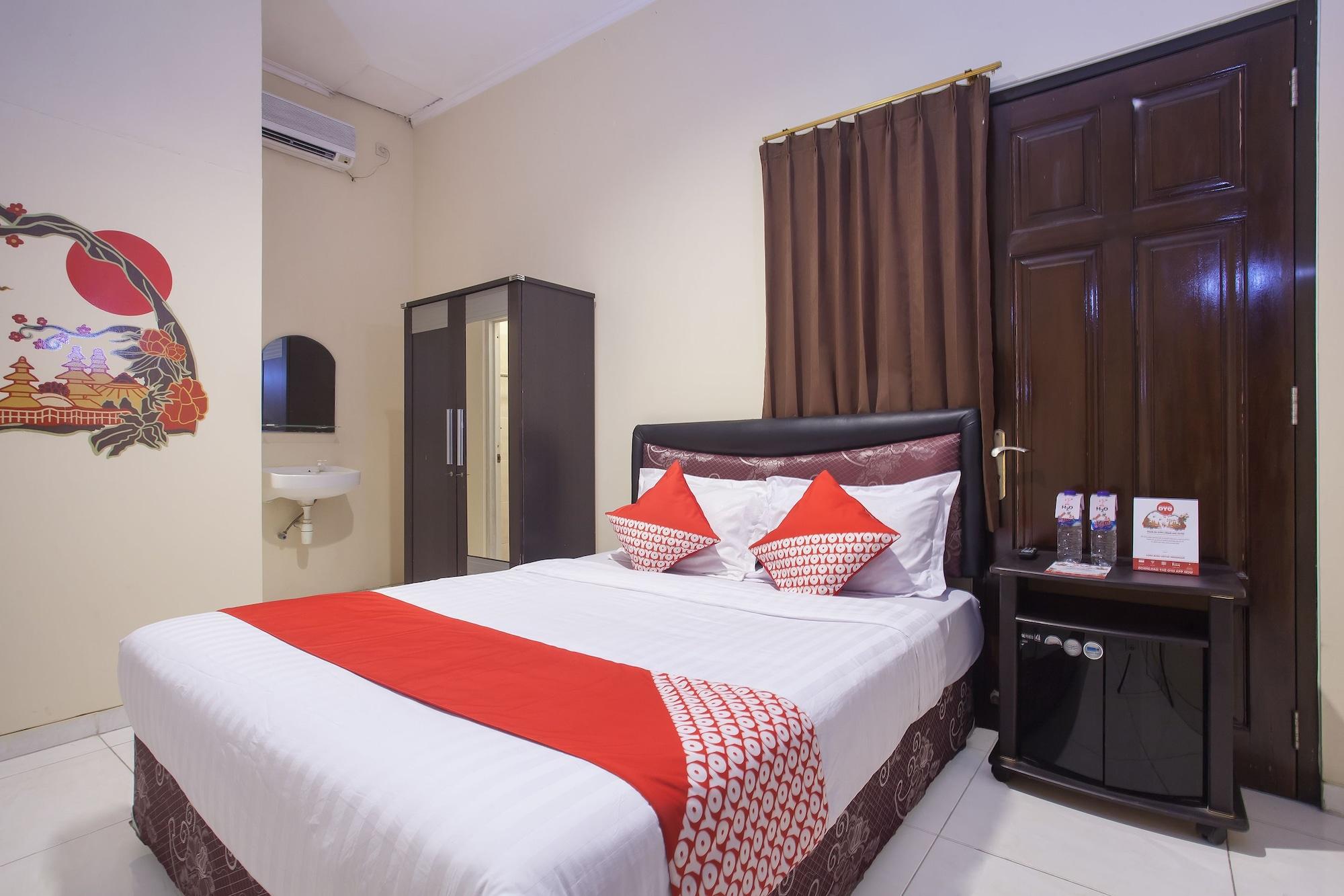 Reddoorz At Graha 99 Simomulyo Hotel Surabaia Exterior foto